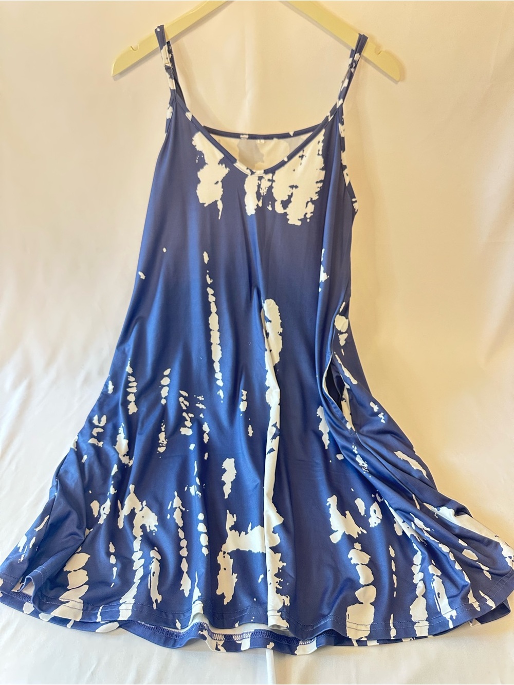 BEUFRI Women's Summer Spaghetti Strap Casual Swing Tank Medium, Tie Dye Blue New